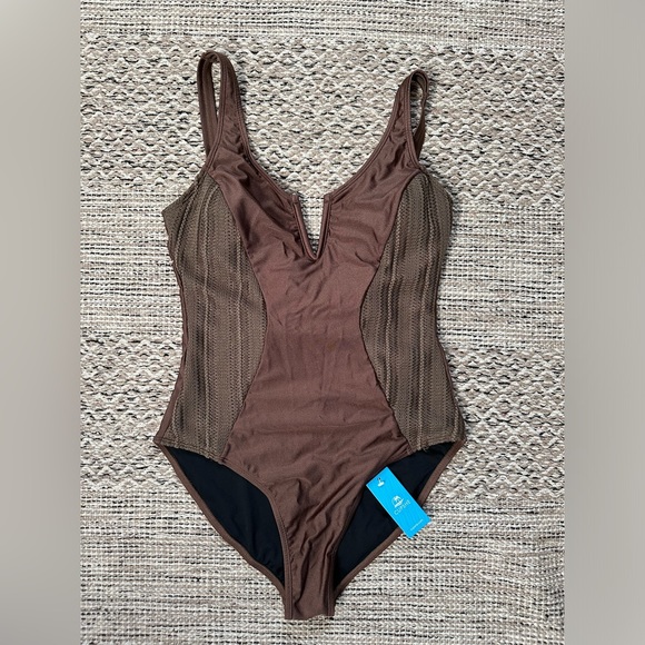 Cupshe Chocolate V - Wire One Piece Medium BNWT - Picture 5 of 6